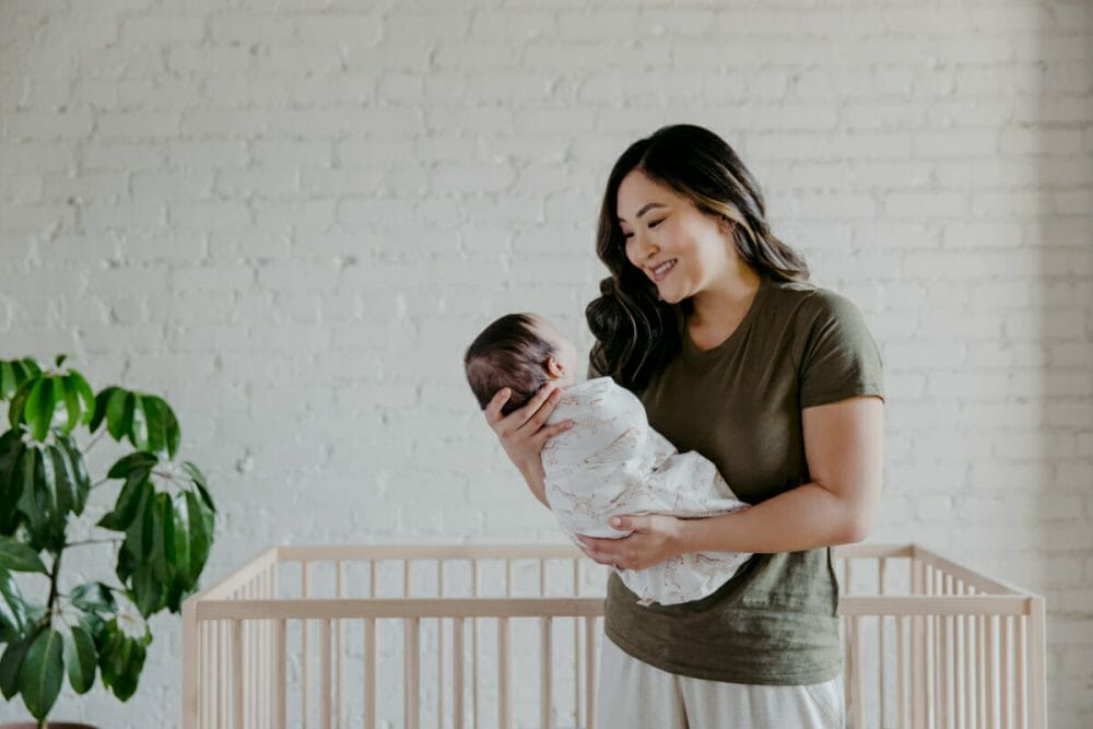 Baby omgang, Deel 2: Hoe beweeg en houd ik mijn baby vast in de eerste maanden?