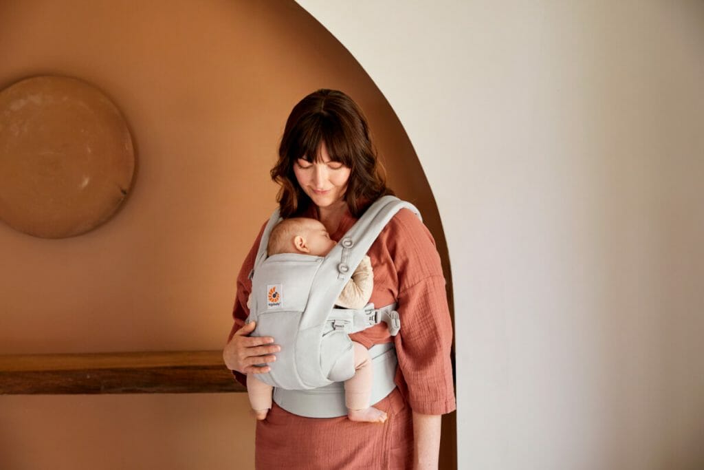 Omni Dream Pearl Grey - Ergobaby product<br />
